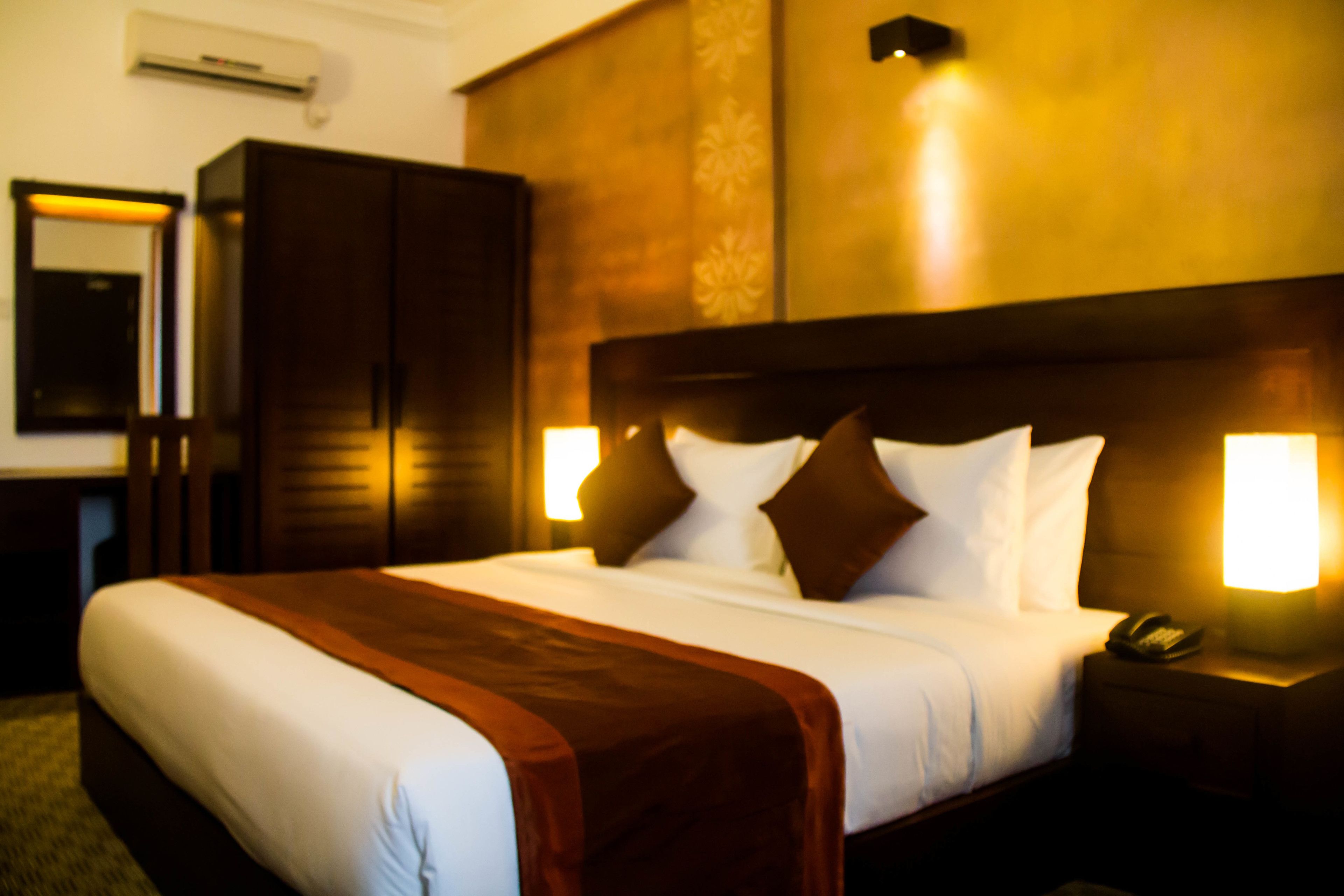 Photo - Ceylon City Hotel, Colombo