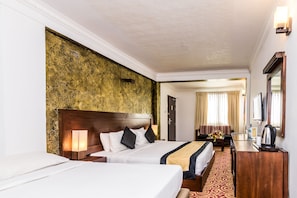 Junior Suite - Ceylon City Hotel, Colombo (Colombo)