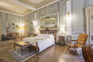 Luxury Suite, 1 Bedroom, Balcony | Frette Italian sheets, premium bedding, down duvets, Tempur-Pedic beds - Corte Realdi Luxury Rooms (Verona)