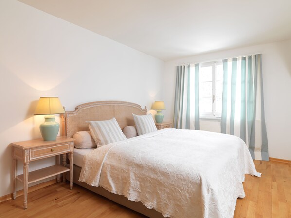 Junior Suite, Mountain View | Premium bedding, individually decorated, individually furnished