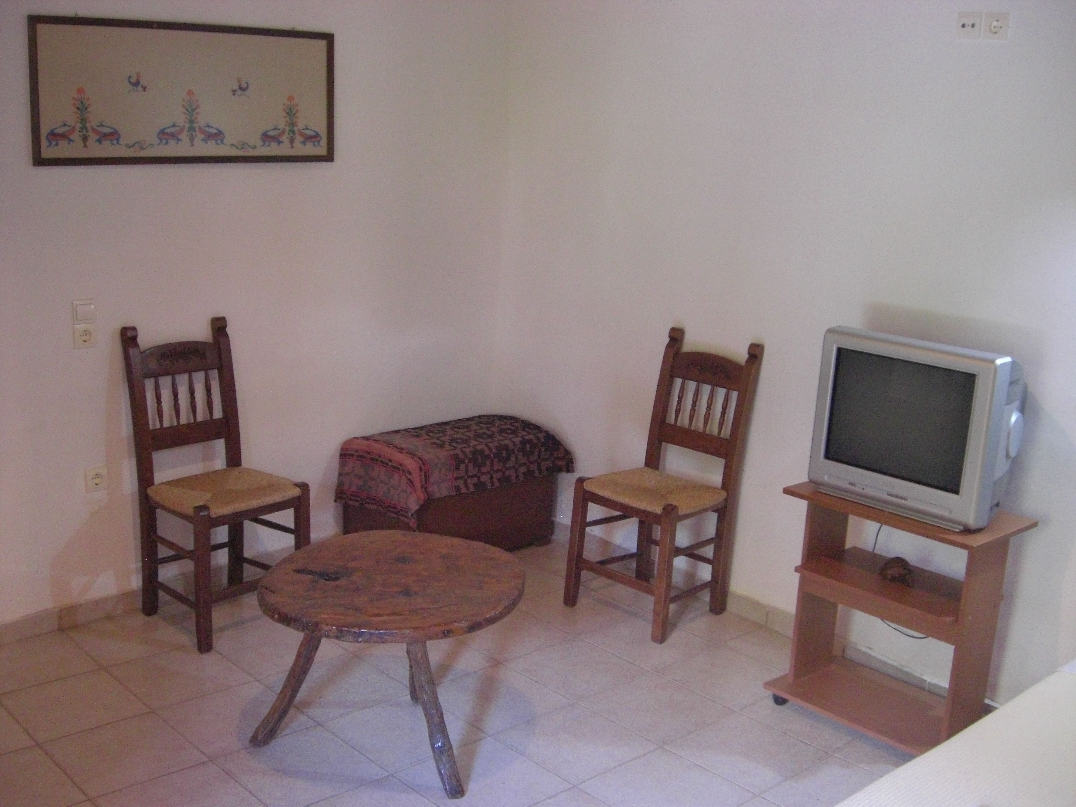 apartment, 1 bedroom, ground floor (eleni) | living area | 19-inch tv with cable channels