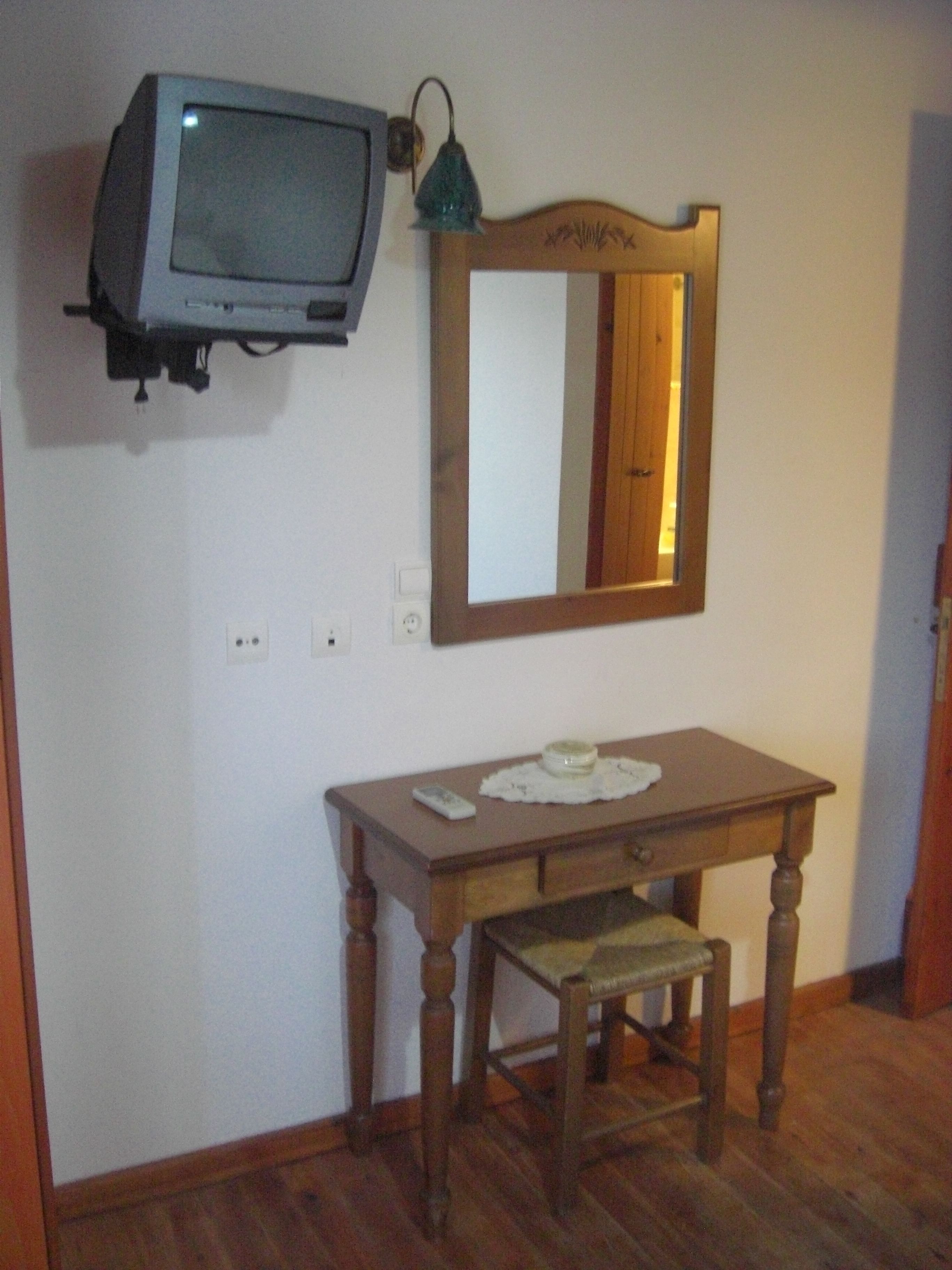 superior apartment, 2 bedrooms, balcony (eftychia) | 1 bedroom, desk, soundproofing, free cots/infant beds