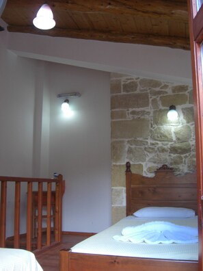 Apartment, 1 Bedroom, Balcony, Mountain View (Katerina) | Desk, soundproofing, free cribs/infant beds, free WiFi - Patriko Traditional Residence (Apokoronas)