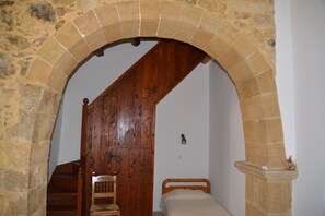 Apartment, 1 Bedroom, Balcony, Mountain View (Katerina) | Desk, soundproofing, free cribs/infant beds, free WiFi