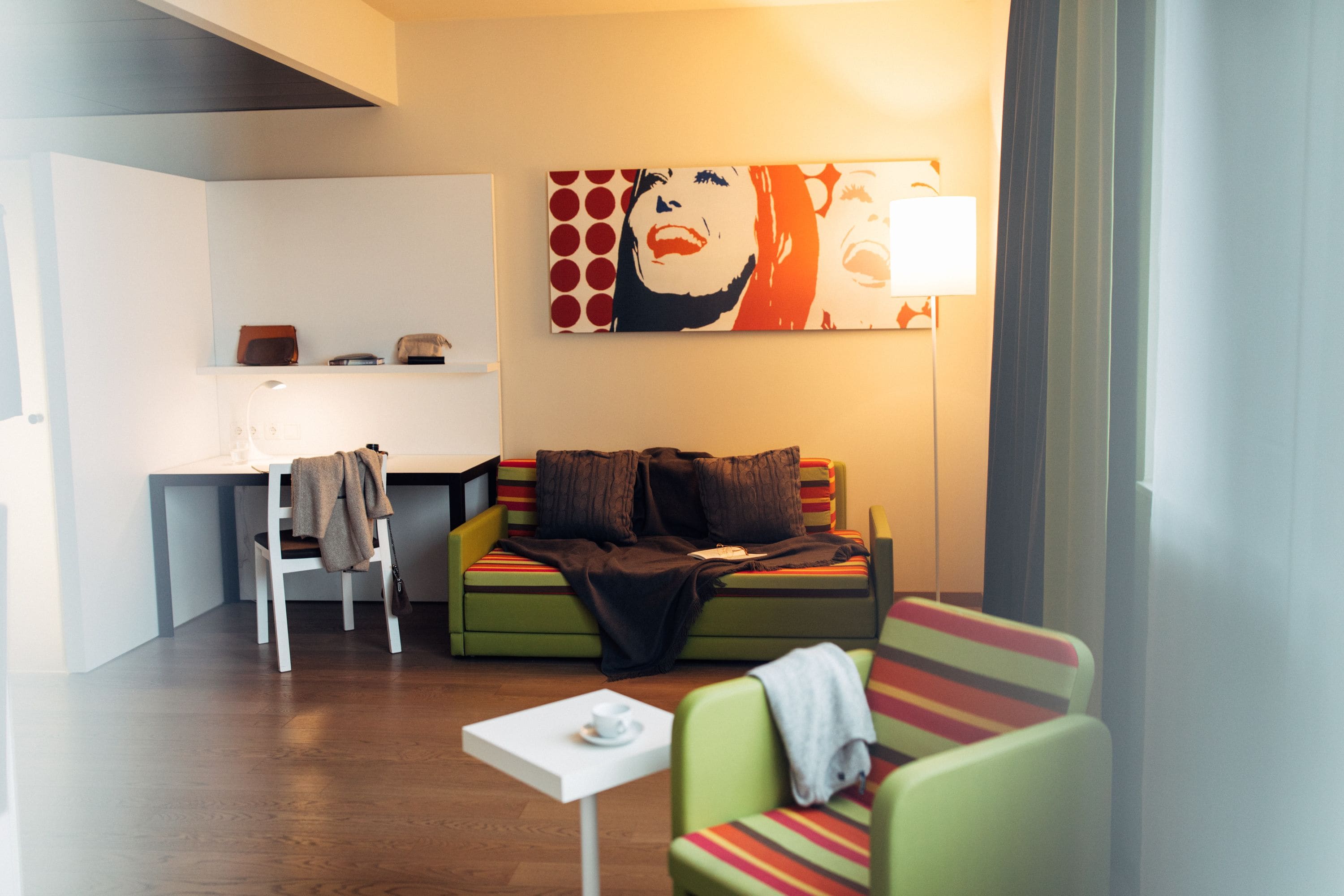 superior studio, kitchenette | living area | flat-screen tv