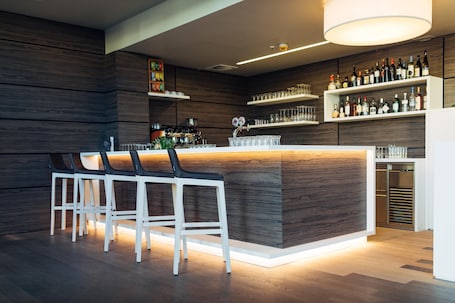 Bar (on property). harry’s home München Moosach hotel & apartments