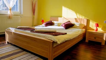 Desk, blackout curtains, rollaway beds, free WiFi