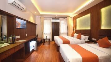 Super Deluxe with Balcony | Premium bedding, Select Comfort beds, in-room safe, desk