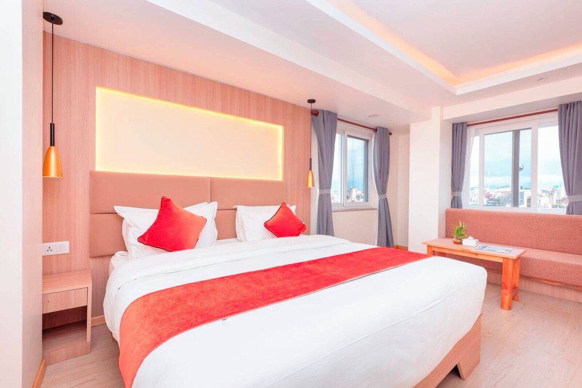 Premium Double Room, City View | Premium bedding, Select Comfort beds, in-room safe, desk