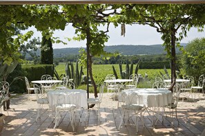 Lunch and dinner served - Hôtel Saint-Vincent (Ramatuelle)