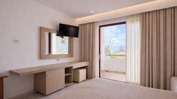 Studiolejlighed | Badeværelse | Bruser, hårtørrer, håndklæder