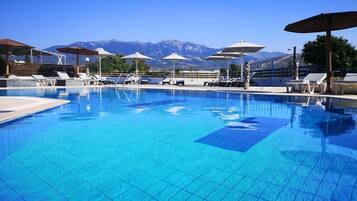 Piscina stagionale all'aperto