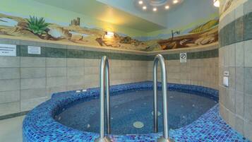 Bañera de hidromasaje interior
