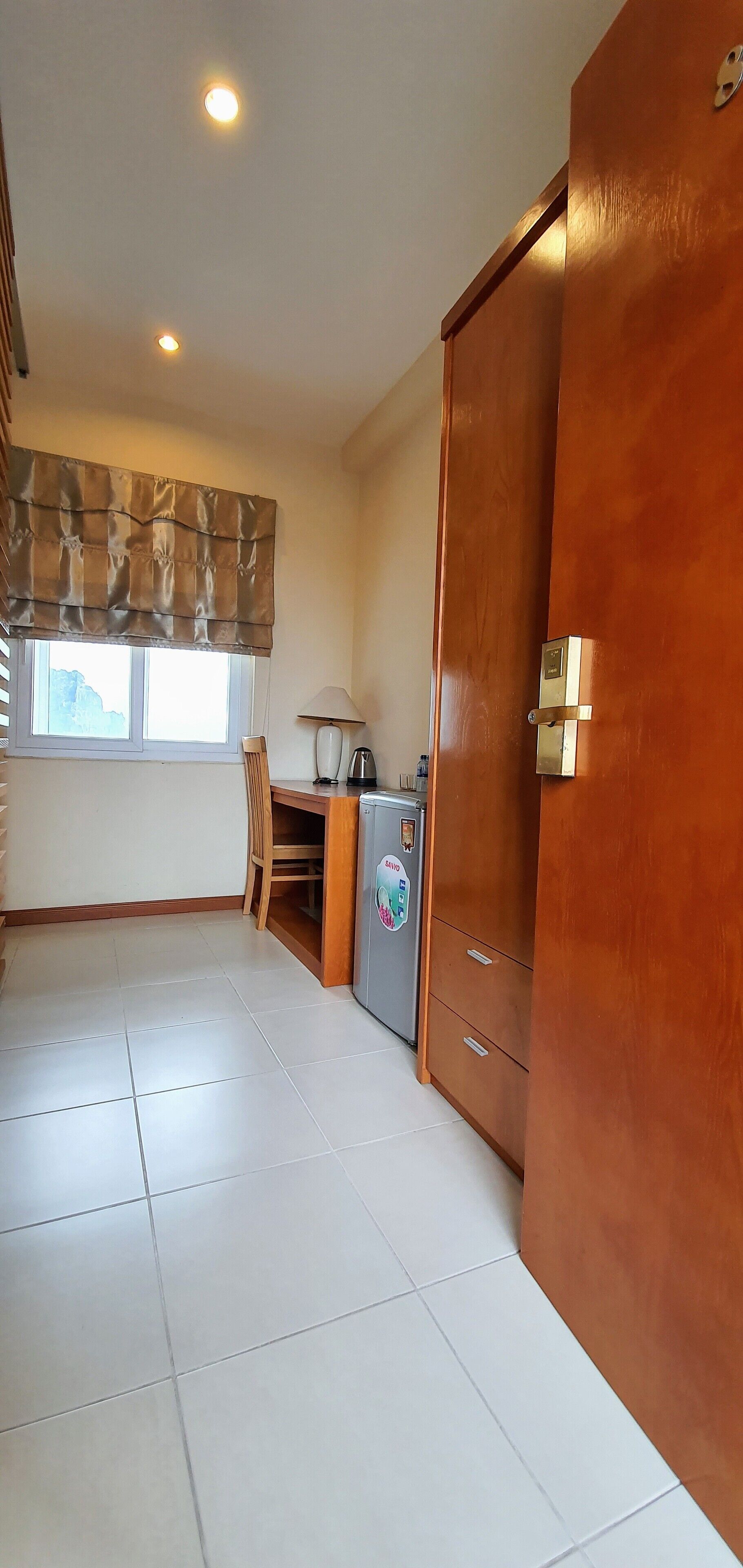 standard twin room | minibar, desk, rollaway beds, free wifi