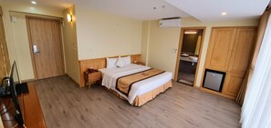 ห้องดีลักซ์ | 1 ห้องนอน, มินิบาร์, โต๊ะทำงาน, เตียงเสริม/เปล