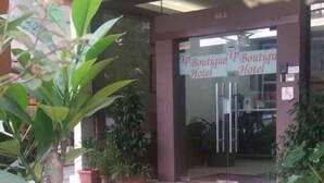 Bagian depan properti