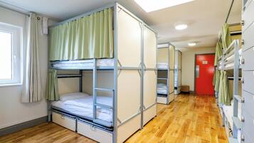 Dormitorio condiviso Standard | Wi-Fi gratuito, lenzuola