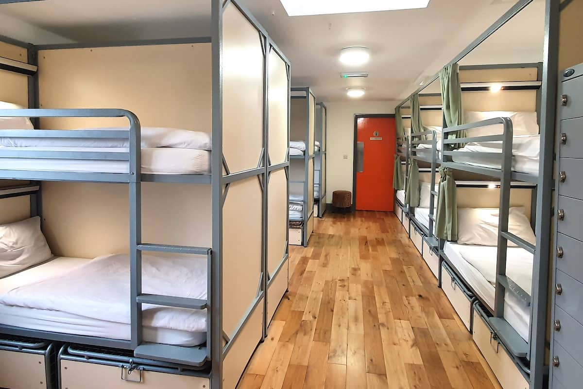 Bed in 16-Person Mixed Shared Dormitory | Free WiFi, bed sheets