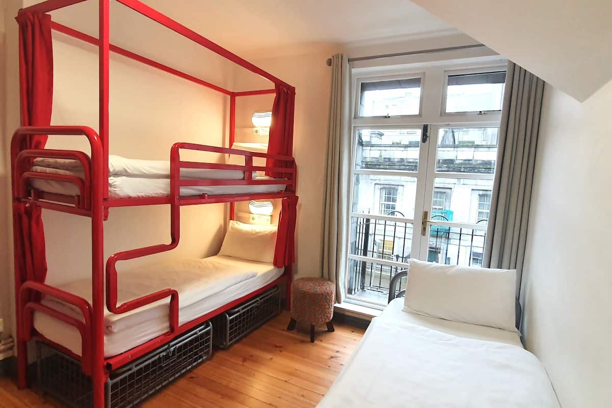 Bed in 5-Person Female Shared Dormitory | Free WiFi, bed sheets