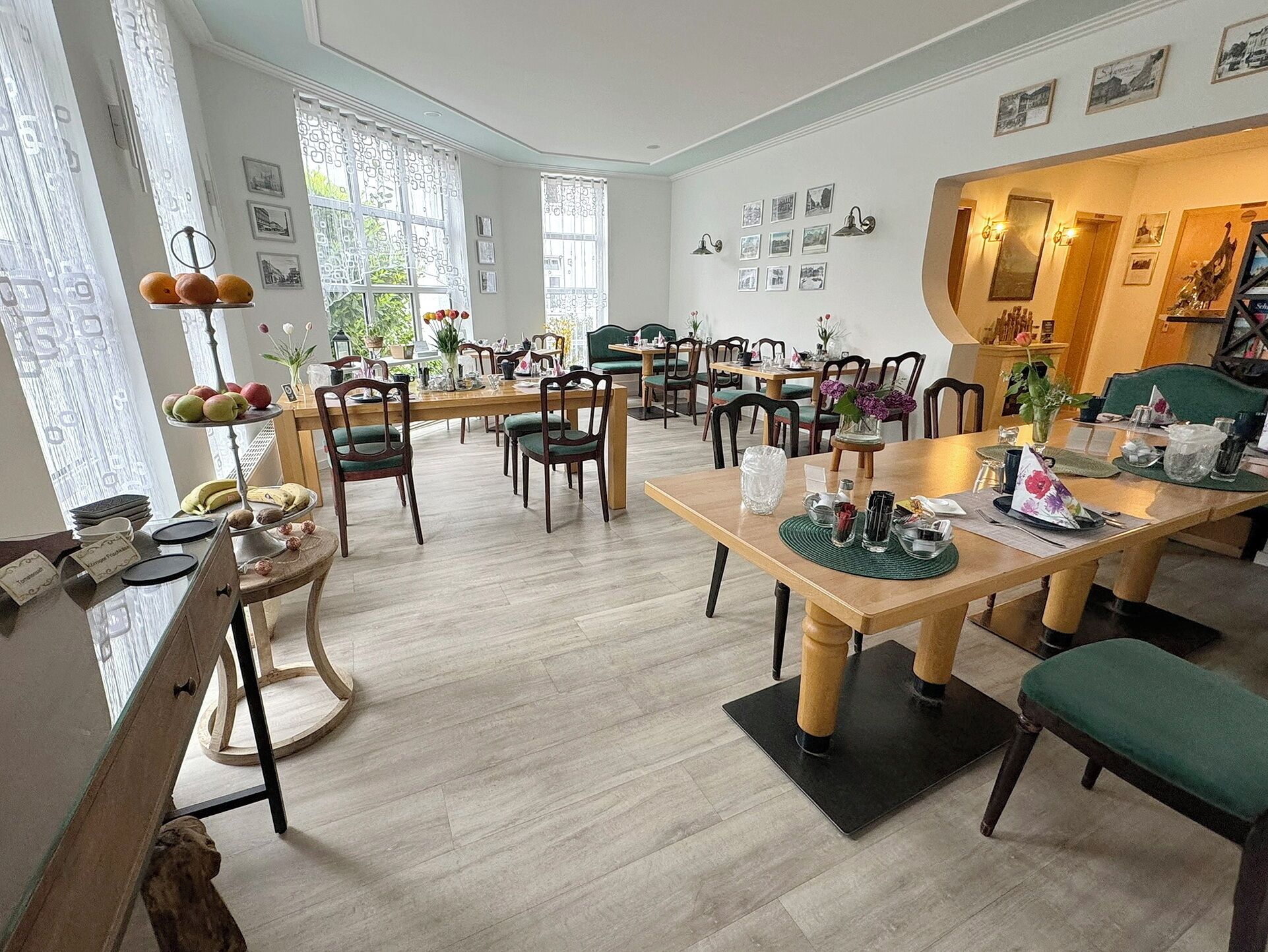 Se ofrece un desayuno continental (17.50 EUR por persona)