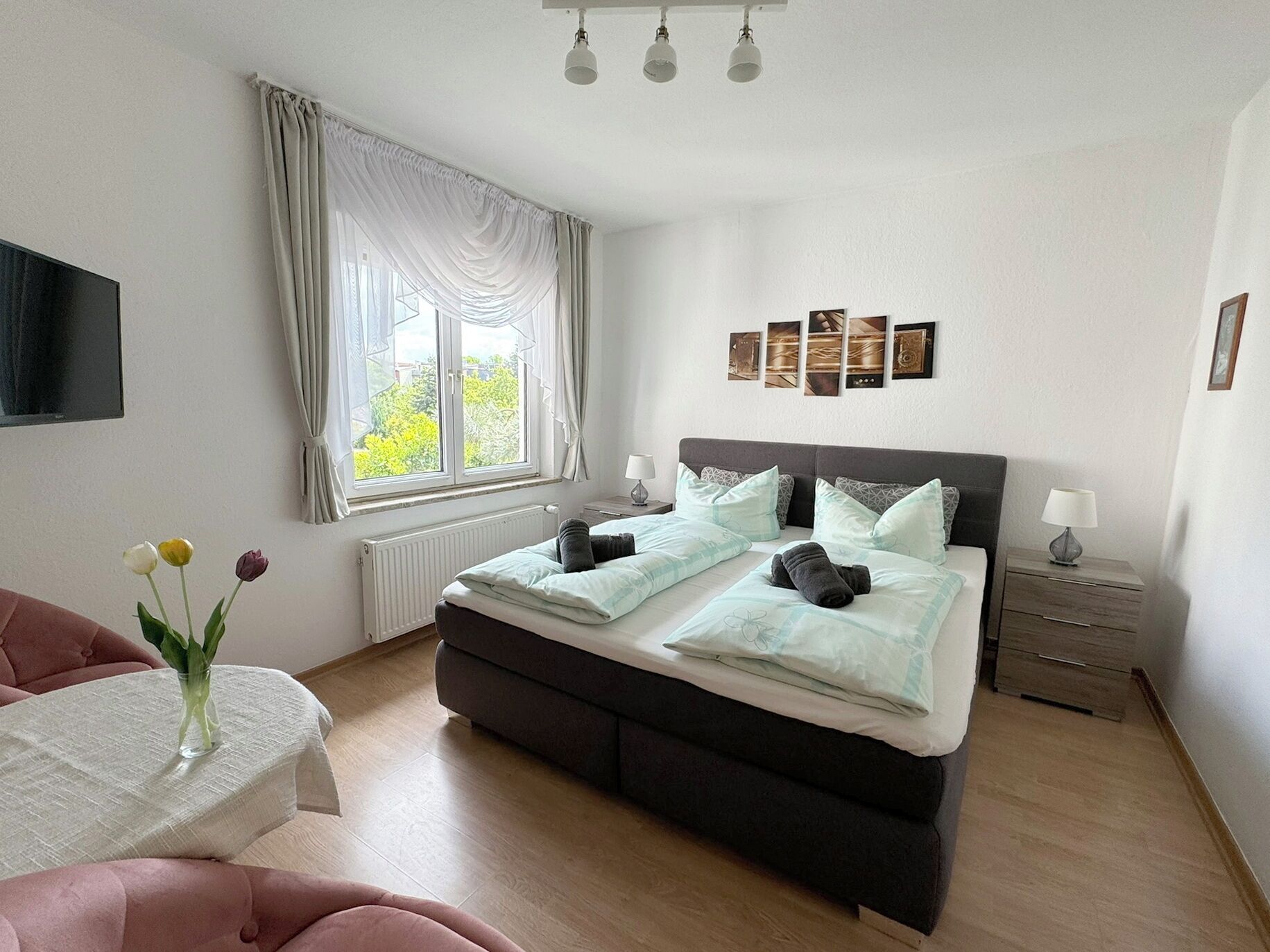 Habitación con 1 cama doble o 2 individuales | Wifi gratis y ropa de cama