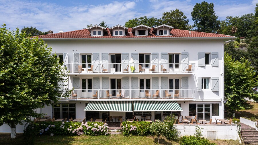 HĂŽtel du Pont d'Ascain