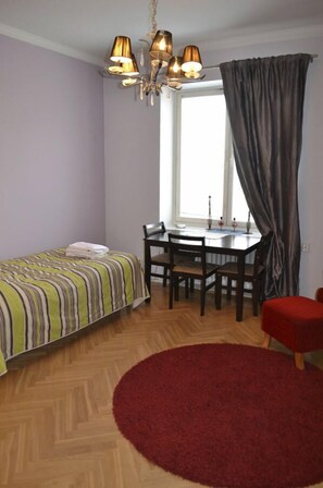 Flat-screen TV - Helsinki Apartment (Helsinki)