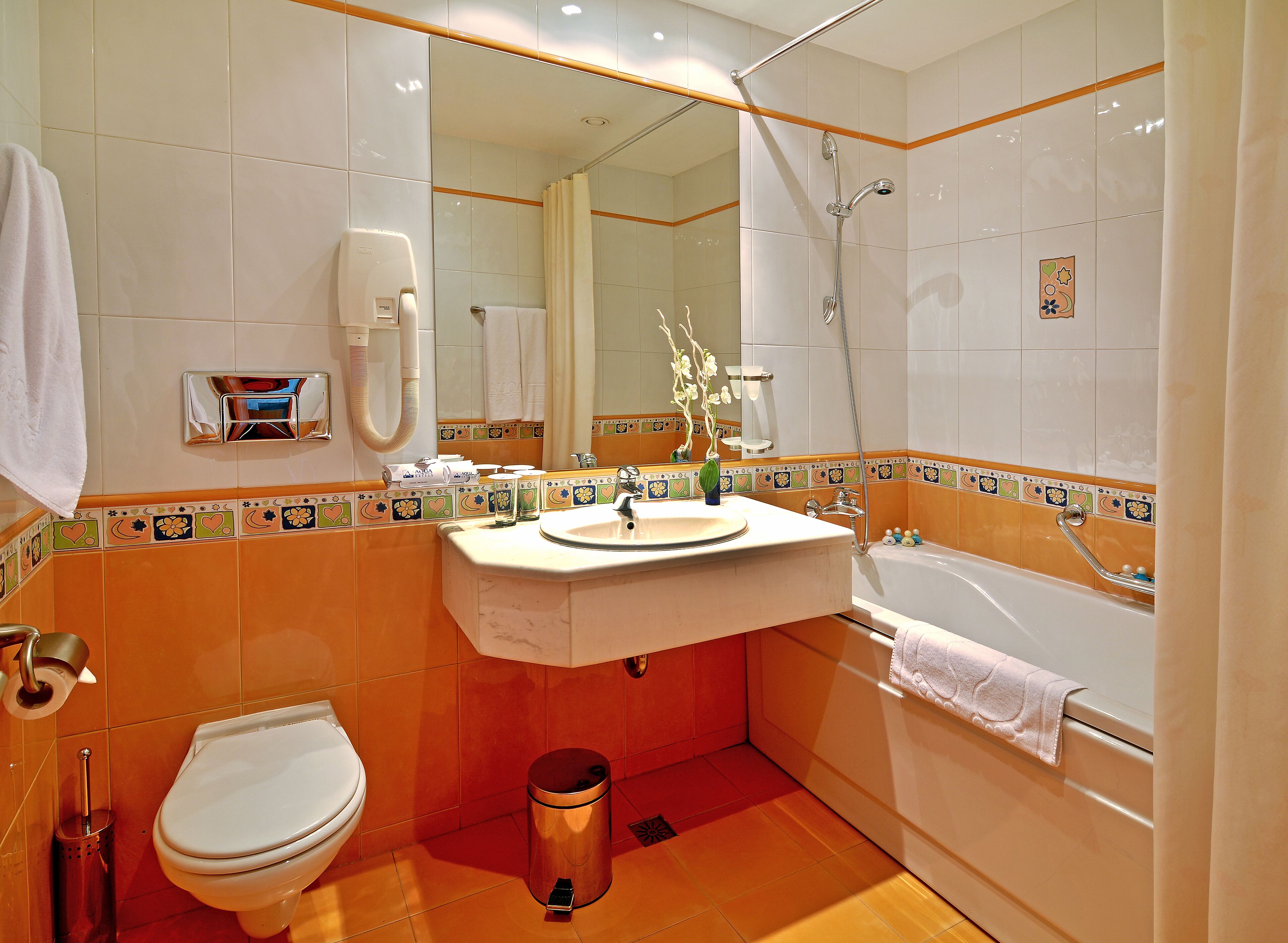Photo - Aqua Hotel