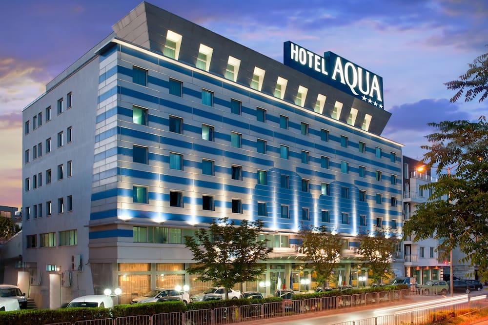 AQUA Hotel