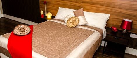 Standard-Doppelzimmer, 1 Doppelbett, Nichtraucher, mit Bad | Schreibtisch, kostenloses WLAN, Bettwäsche
