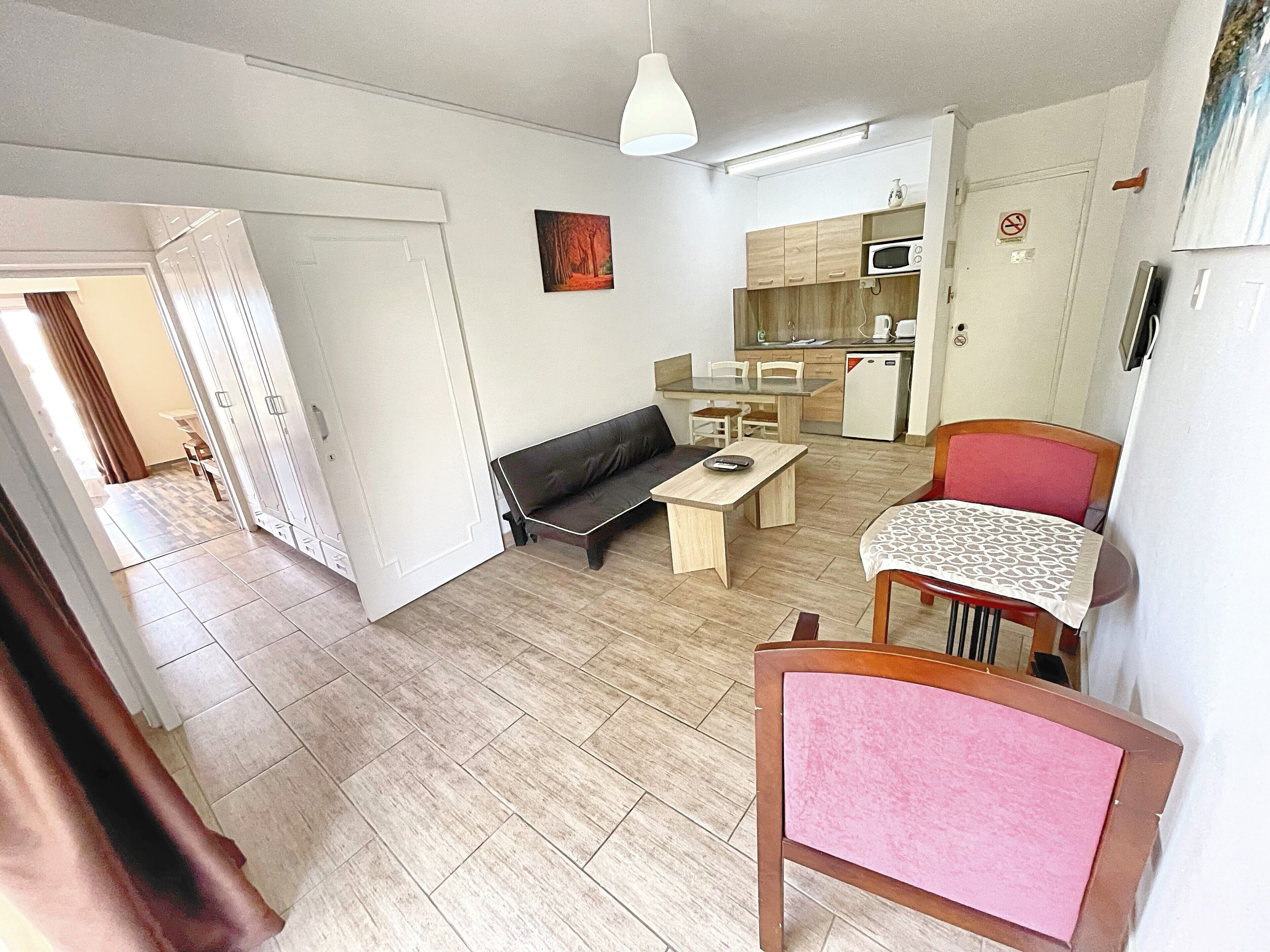 Antonis G. Hotel Apartments