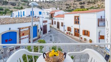 Studio, näköala puutarhaan | Parveke