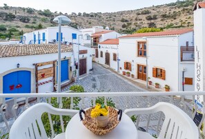 Studio, Garden View | Balcony