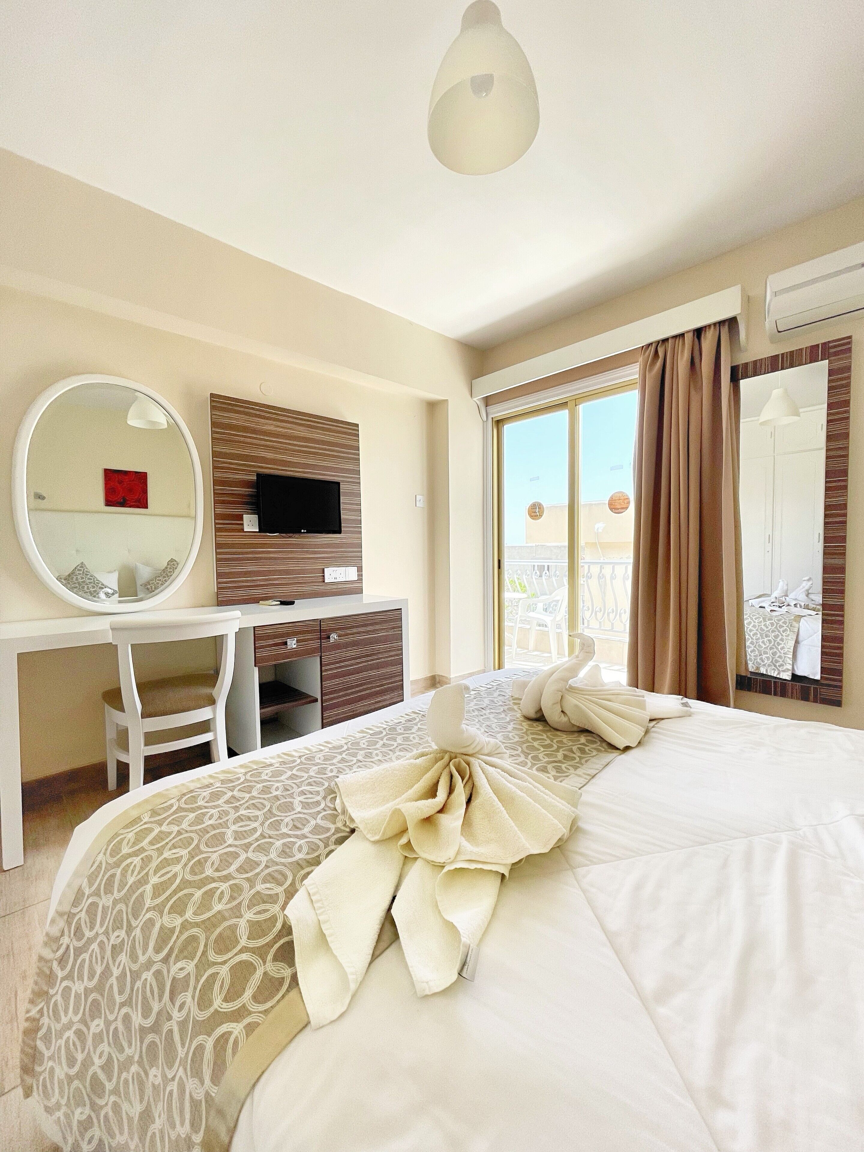 Apartment, 1 Bedroom, Garden View | Soundproofing, free WiFi