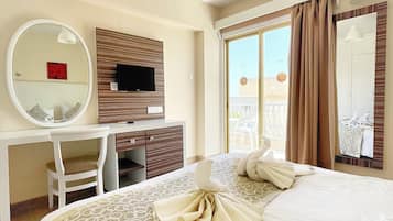 Apartment, 1 Bedroom, Garden View | Soundproofing, free WiFi