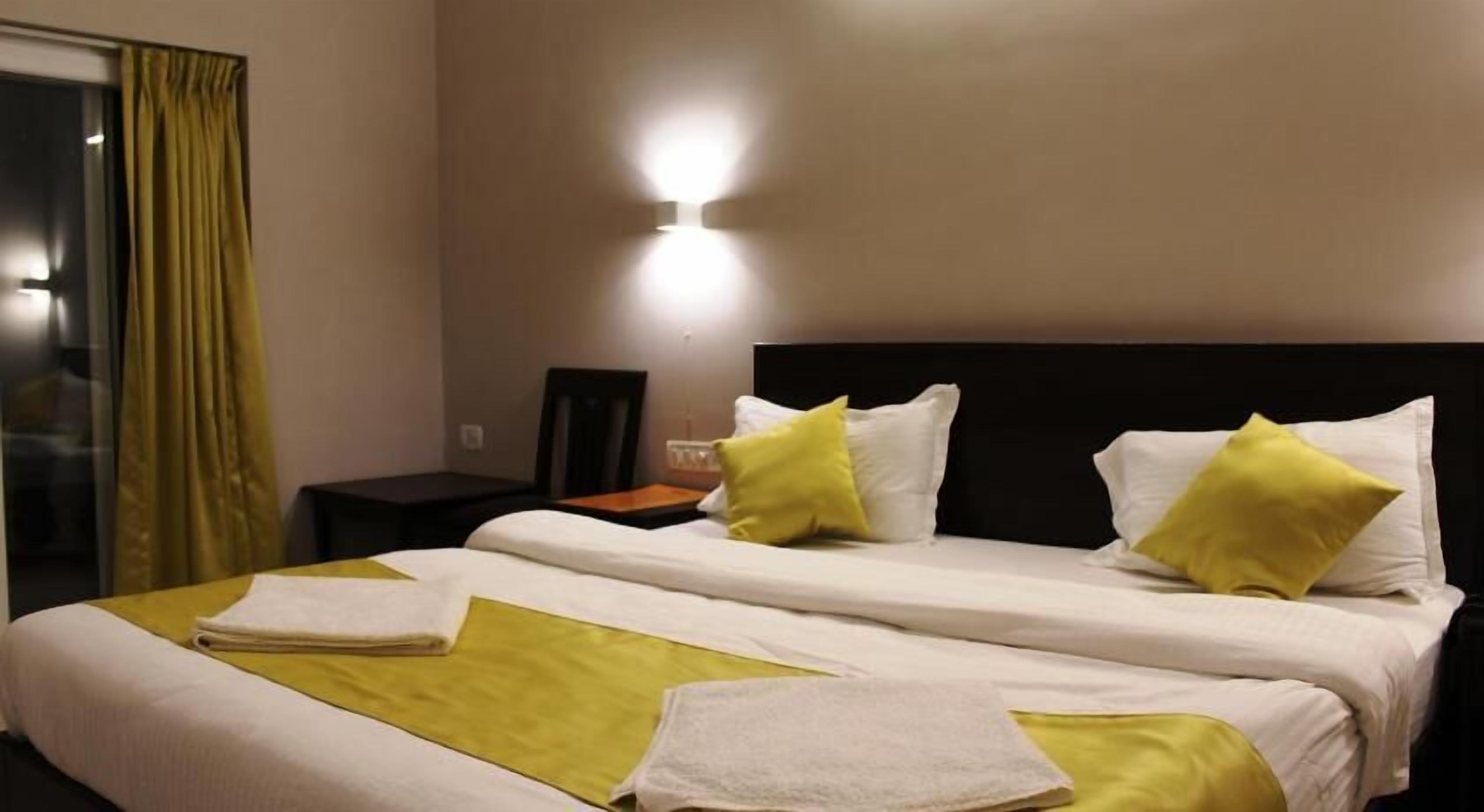 In-room safe, iron/ironing board, rollaway beds, free WiFi