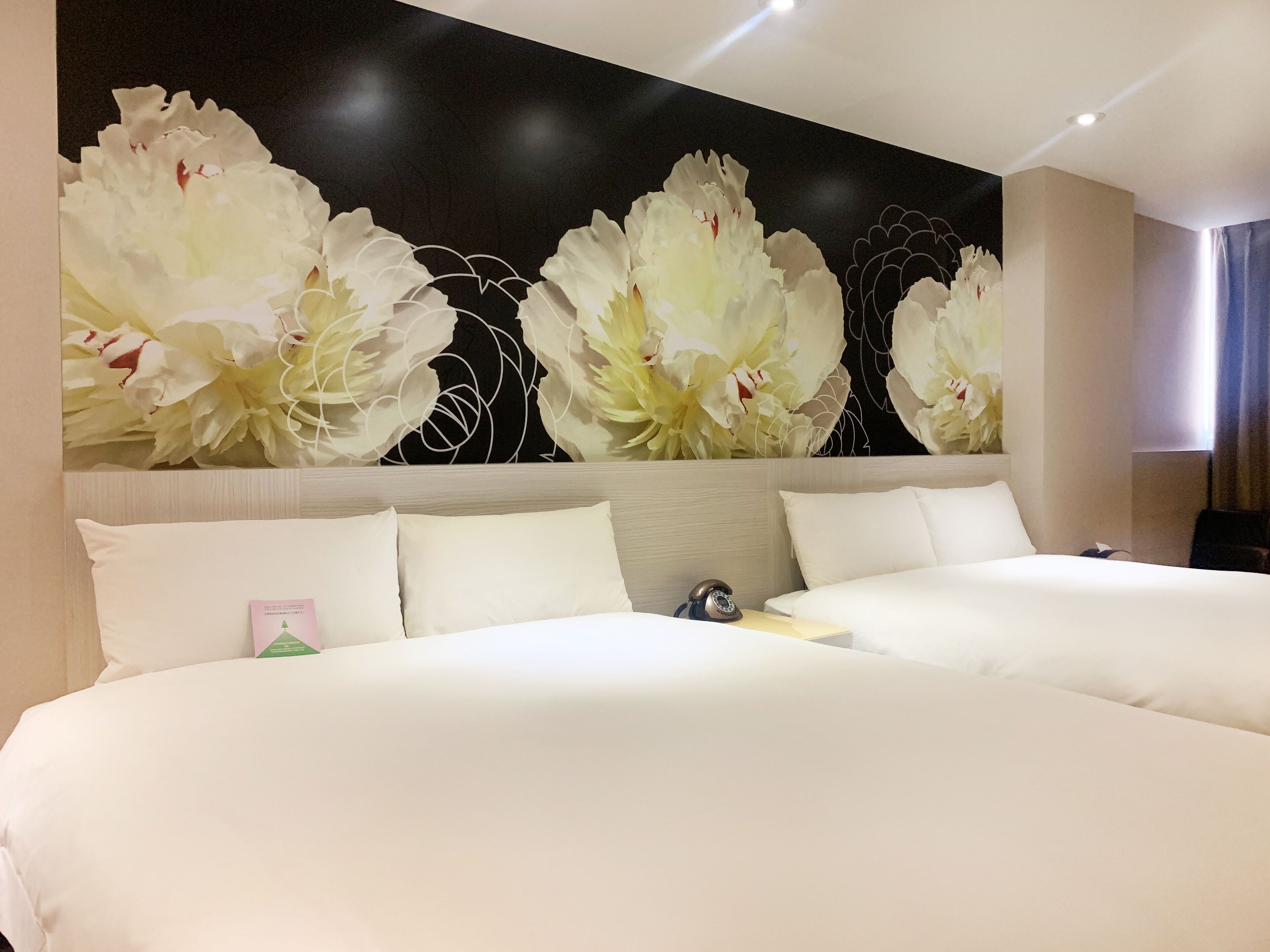 standard quadruple room | 1 bedroom, down duvets, in-room safe, individually furnished