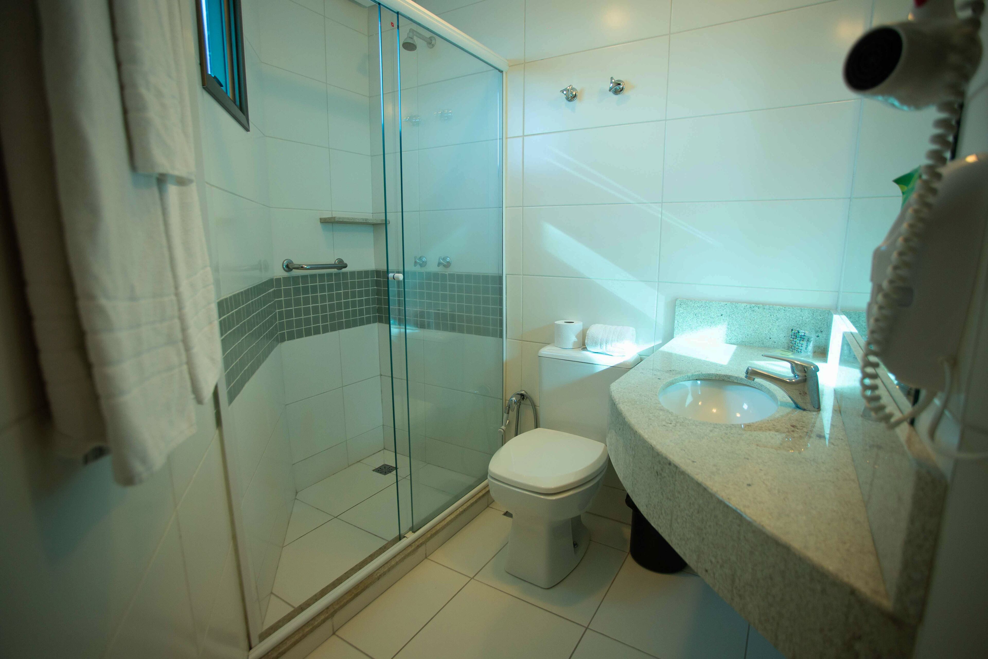 classic triple room, 3 single beds | bathroom | shower, hair dryer, towels
