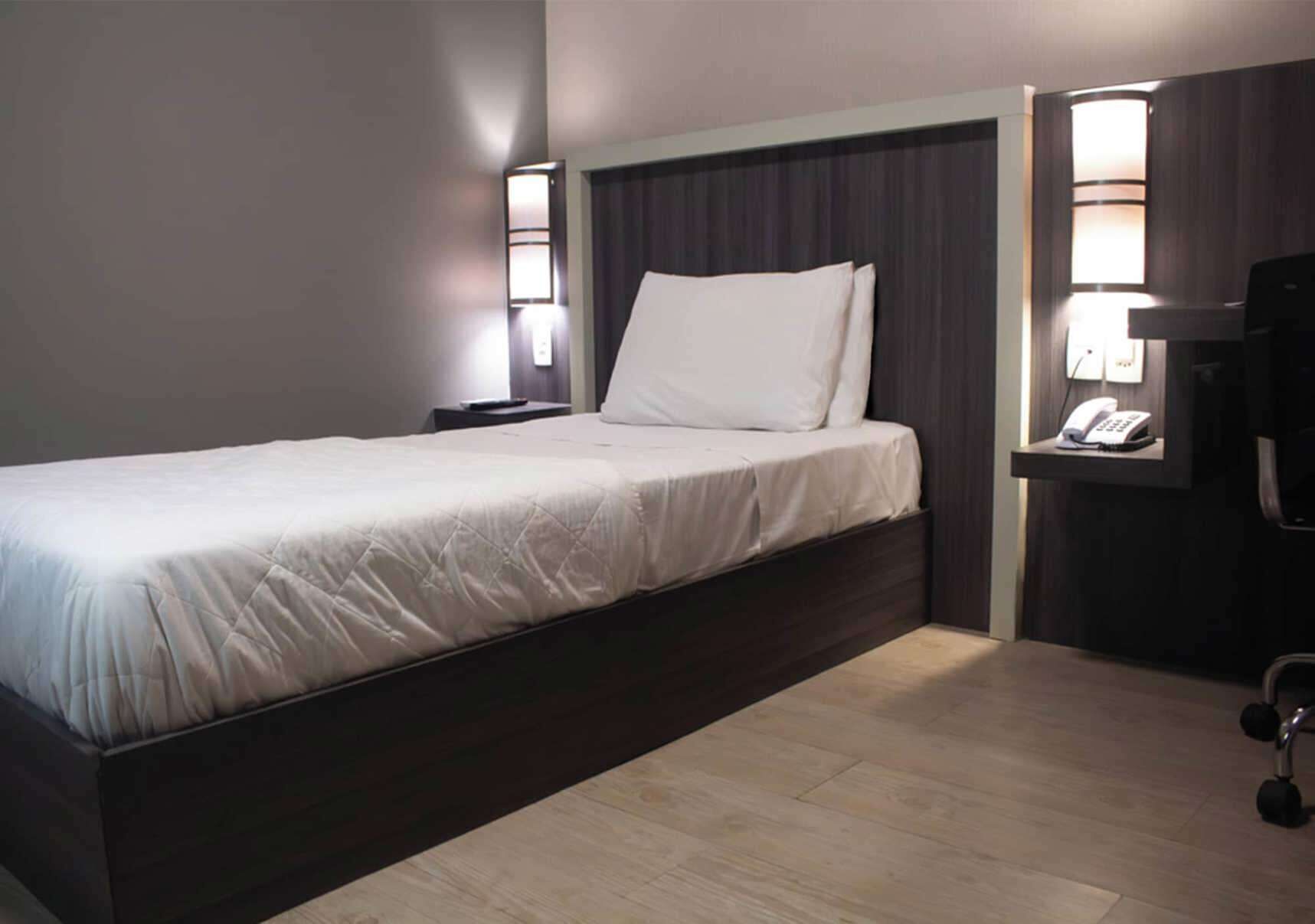 Minibar, in-room safe, desk, free WiFi