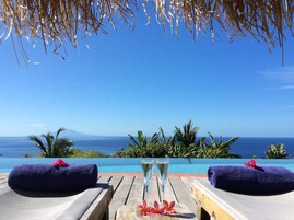 Piscina infinita