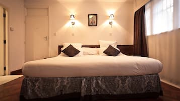 Superior Double or Twin Room | In-room safe, desk, rollaway beds, free WiFi