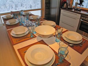 Chalet, 4 Bedrooms, Sauna | In-room dining - Kelokoto Chalets (Kuusamo)
