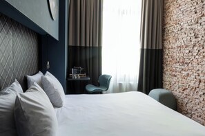 In-room safe, free WiFi, bed sheets - Boutique Hotel Oosteinde (Amsterdam)
