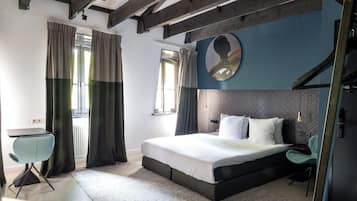 Premium Double Room with Airco | 客房內保險箱、免費無線上網、床單