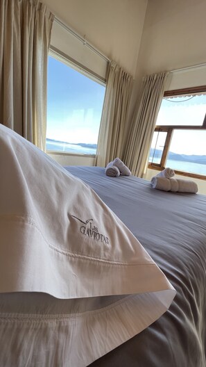 Family Bungalow, 2 Bedrooms, Lake View | View from room