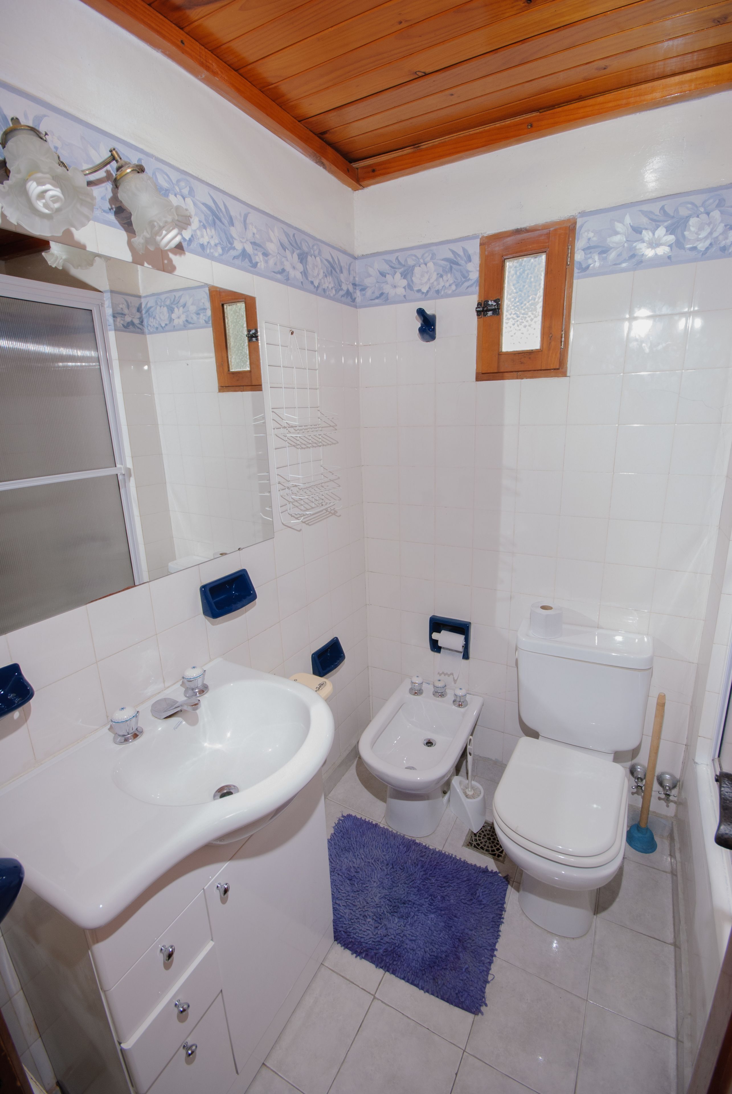 Baño | Ducha y bañera combinadas y bañera profunda