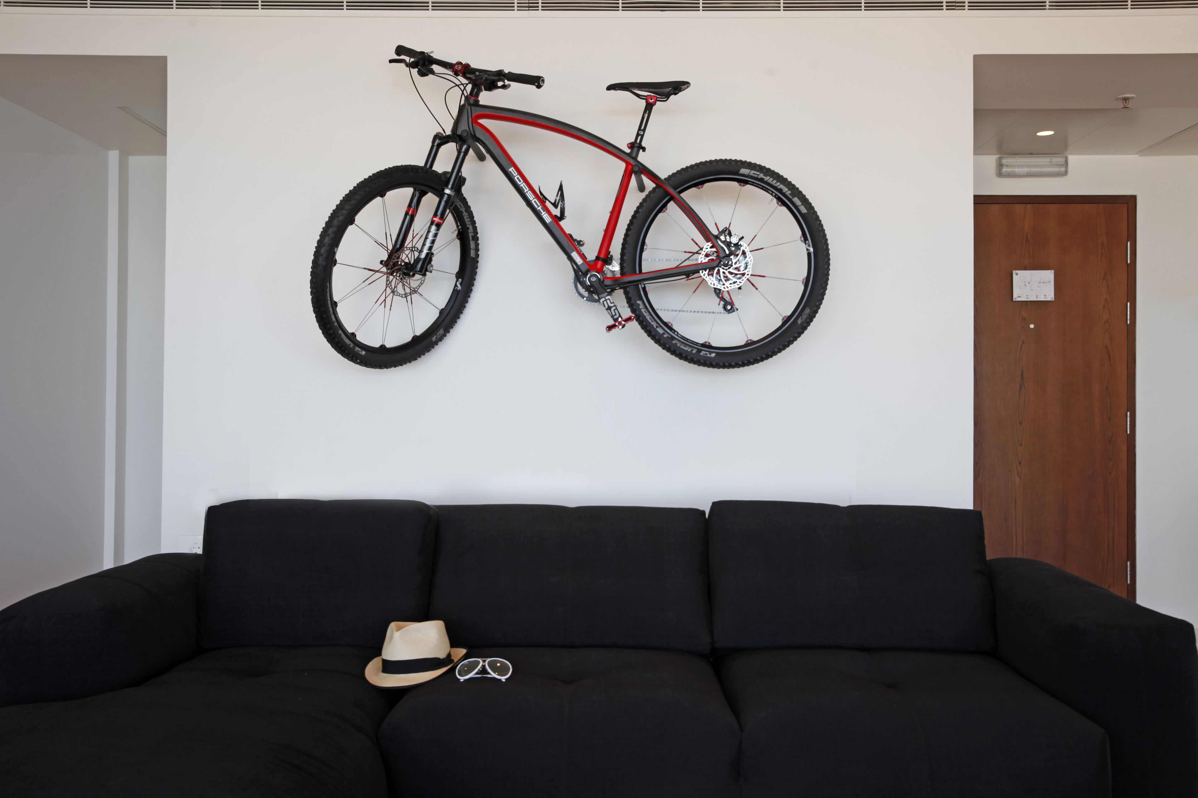 flat-screen tv, dvd player, pay films