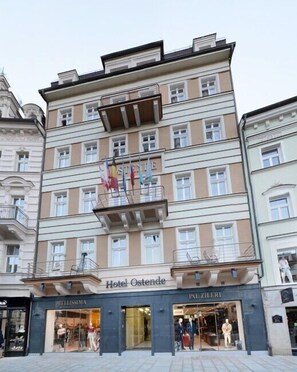 Front of property - Hotel Ostende (Karlovy Vary)