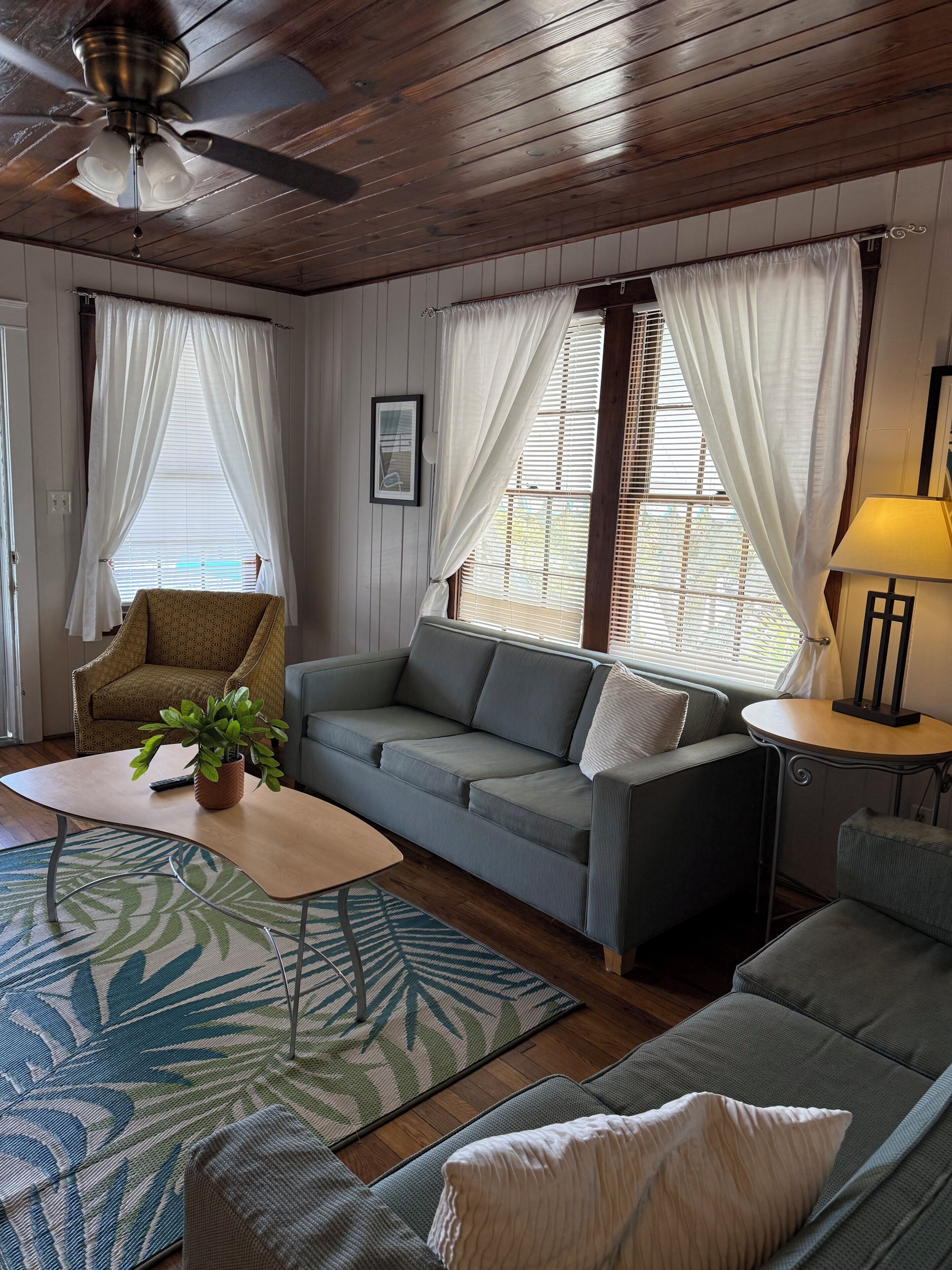 Apartment | Living area | 32-inch flat-screen TV with cable channels, TV