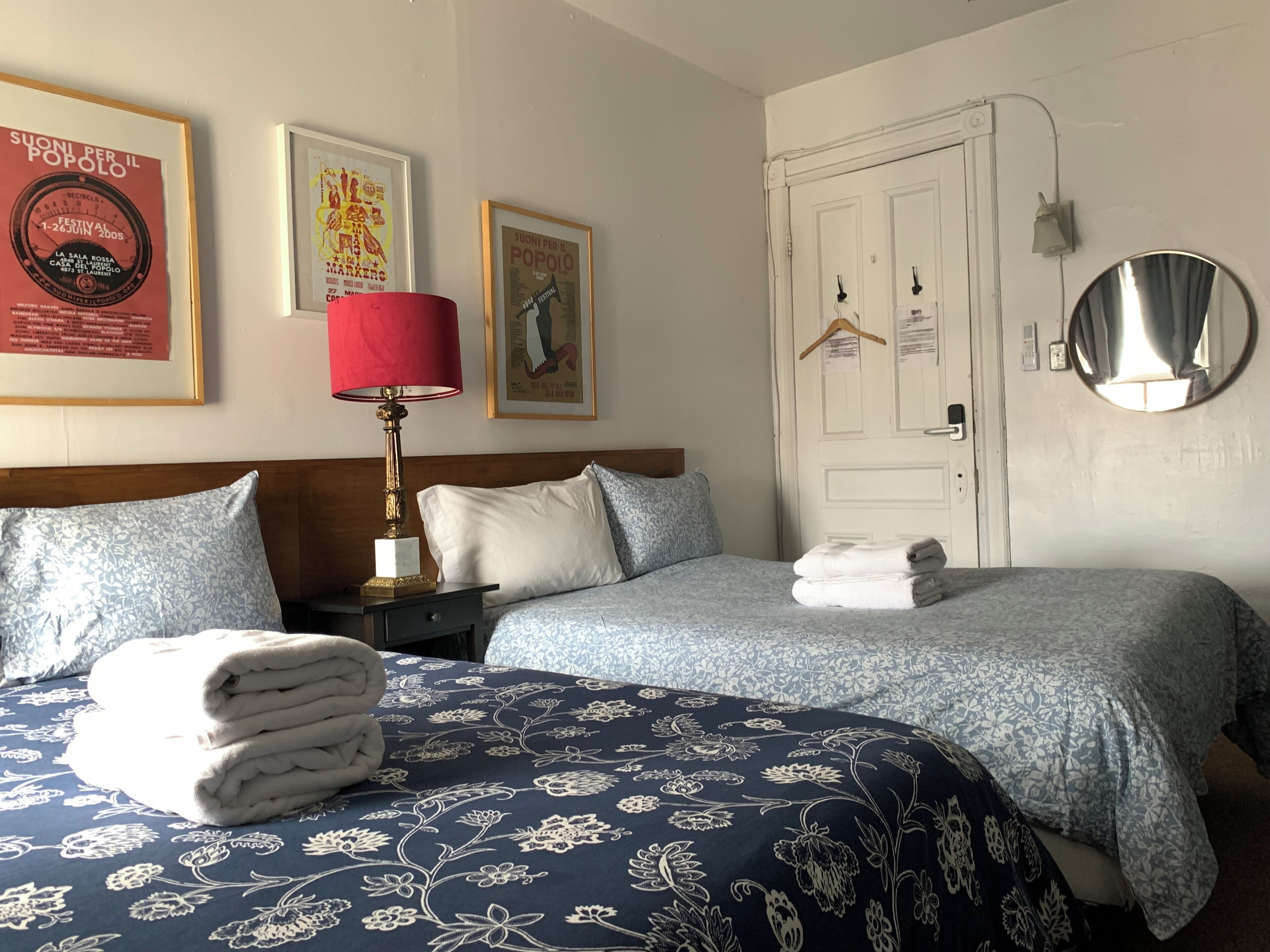 Economy Double or Twin Room, 2 Queen Beds, Non Smoking, Shared Bathroom